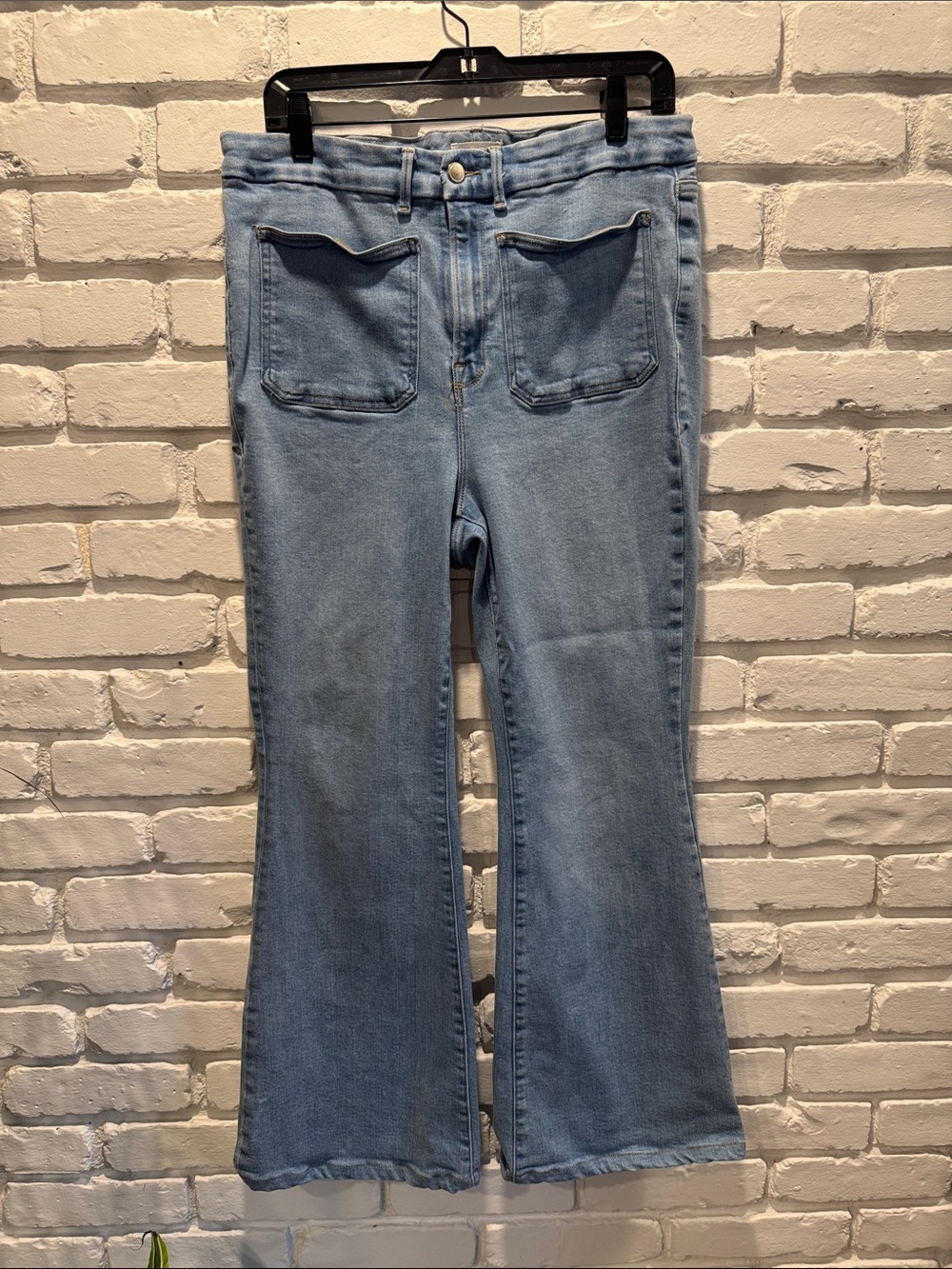 Good American Patch Pocket Flare Jeans with Front Patch Pockets